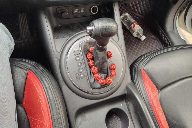 Used Kia Sportage R 2015 2.0L Automatic Two-Wheel Drive GL Gear Lever