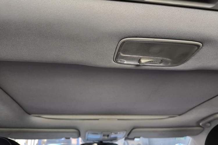 Used Kia Sportage R 2015 2.0L Automatic Two-Wheel Drive DLX Model Headliner