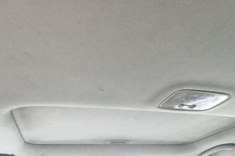 Used Kia Sportage R 2015 2.0L Automatic Two-Wheel Drive GL Headliner