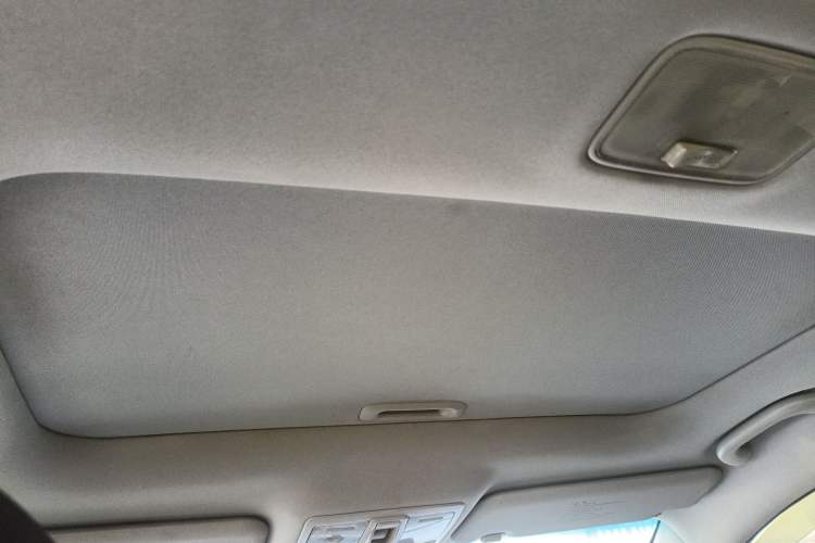 Used Kia Sportage R 2015 2.0L Automatic Two-Wheel Drive GLS Headliner