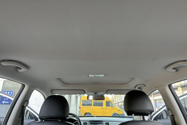 Used Kia Sportage R 2015 2.0L Automatic Two-Wheel Drive GL Headliner