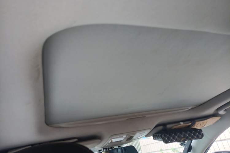 Used Kia Sportage R 2015 2.0L Automatic Two-Wheel Drive DLX Model Headliner