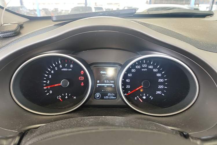 Used Kia Sportage R 2015 2.0L Automatic Two-Wheel Drive DLX Model Instrument Cluster