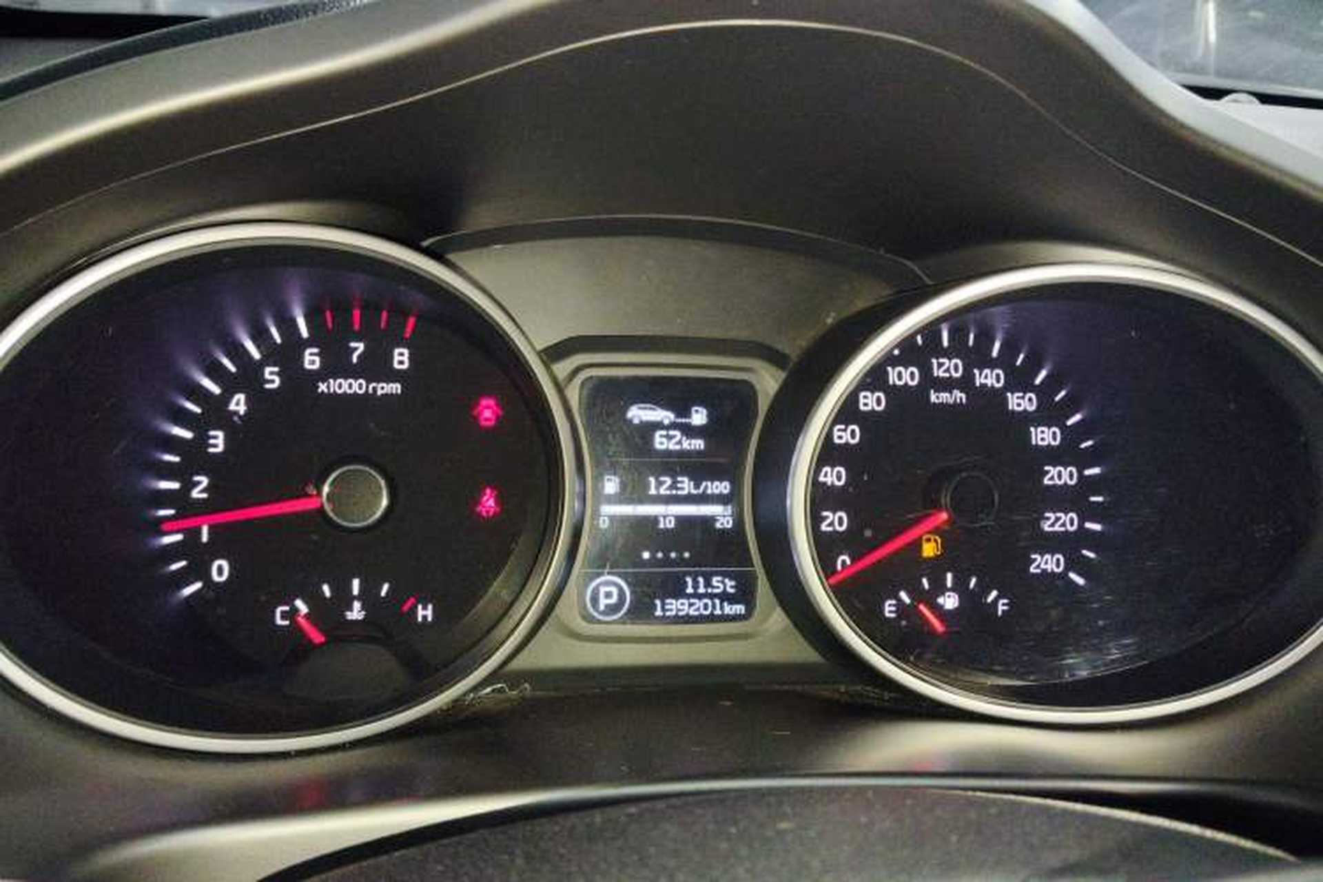 Used Kia Sportage R 2015 2.0L Automatic Two-Wheel Drive GLS Instrument Cluster