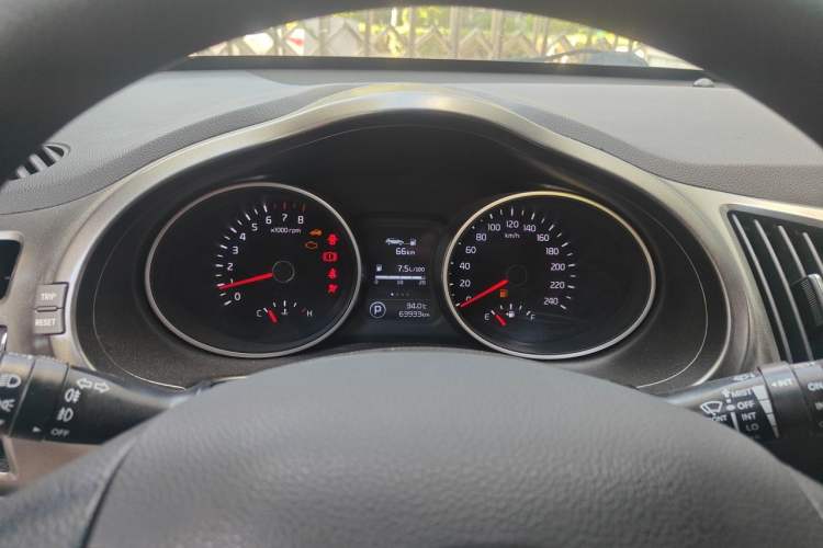 Used Kia Sportage R 2015 2.0L Automatic Two-Wheel Drive GL Instrument Cluster