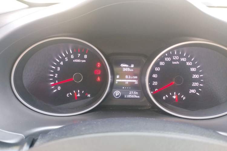 Used Kia Sportage R 2015 2.0L Automatic Two-Wheel Drive GLS Instrument Cluster