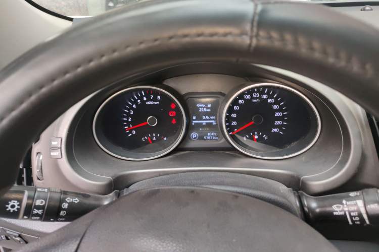 Used Kia Sportage R 2015 2.0L Automatic Two-Wheel Drive GL Instrument Cluster