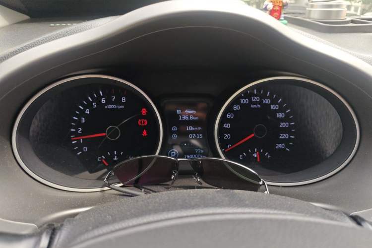 Used Kia Sportage R 2015 2.0L Automatic Two-Wheel Drive DLX Model Instrument Cluster
