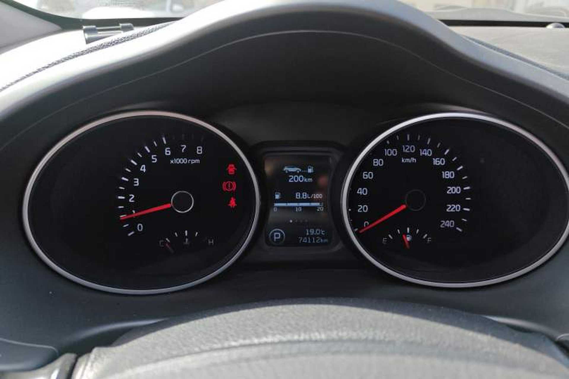 Used Kia Sportage R 2015 2.0L Automatic 2WD Premium Edition Instrument Cluster