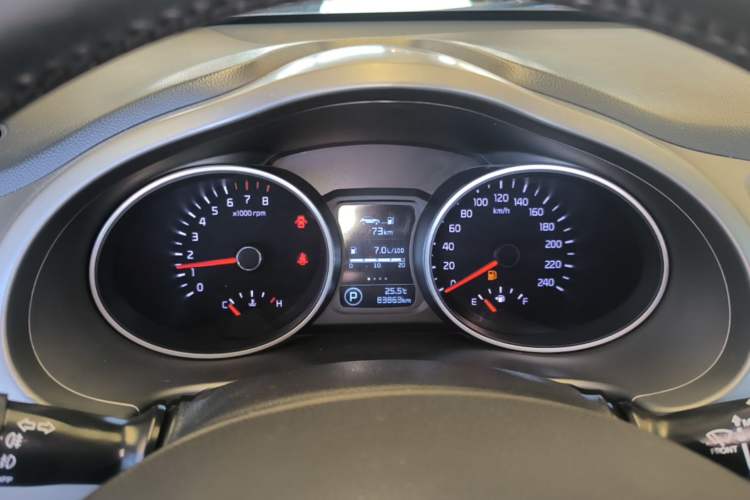 Used Kia Sportage R 2015 2.0L Automatic Two-Wheel Drive DLX Model Instrument Cluster