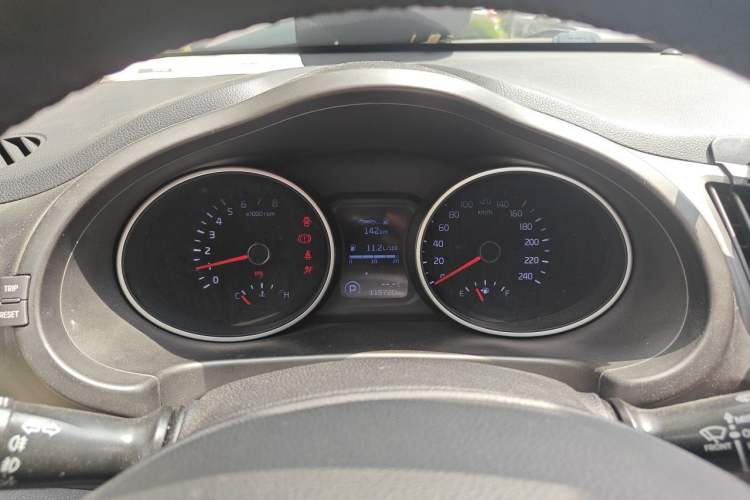Used Kia Sportage R 2015 2.0L Automatic Two-Wheel Drive GL Instrument Cluster