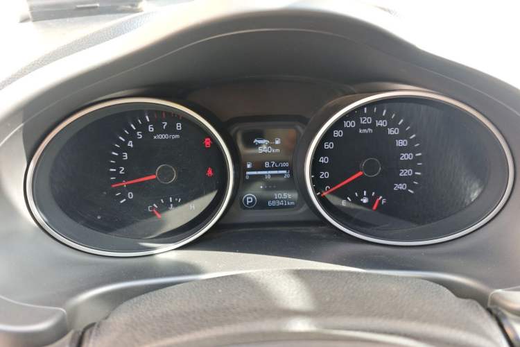 Used Kia Sportage R 2015 2.0L Automatic Two-Wheel Drive DLX Model Instrument Cluster