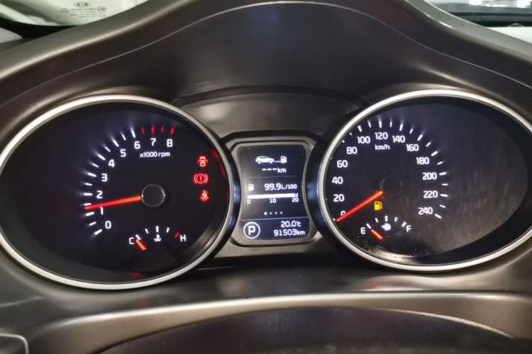Used Kia Sportage R 2015 2.0L Automatic Two-Wheel Drive DLX Model Instrument Cluster