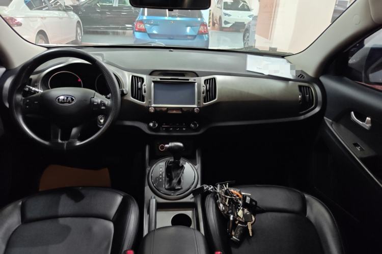 Used Kia Sportage R 2015 2.0L Automatic Two-Wheel Drive GL Interior 2