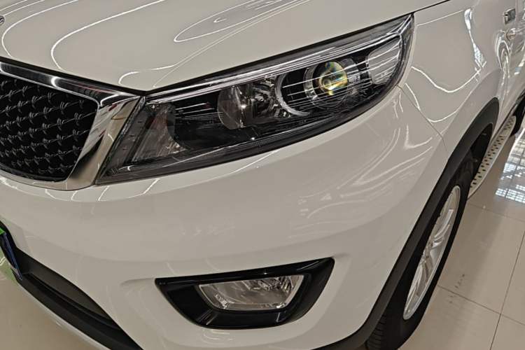 Used Kia Sportage R 2015 2.0L Automatic Two-Wheel Drive GL Left Front Headlight