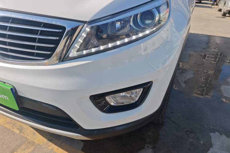 Used Kia Sportage R 2015 2.0L Automatic Two-Wheel Drive GLS Left Front Headlight