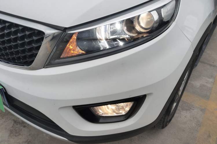 Used Kia Sportage R 2015 2.0L Automatic Two-Wheel Drive GL Left Front Headlight