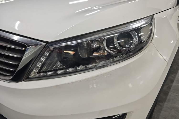 Used Kia Sportage R 2015 2.0L Automatic Two-Wheel Drive GLS Left Front Headlight