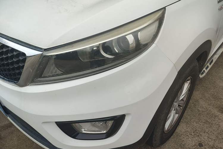 Used Kia Sportage R 2015 2.0L Automatic Two-Wheel Drive GL Left Front Headlight