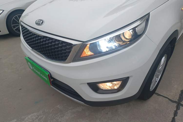 Used Kia Sportage R 2015 2.0L Automatic Two-Wheel Drive GL Left Front Headlight