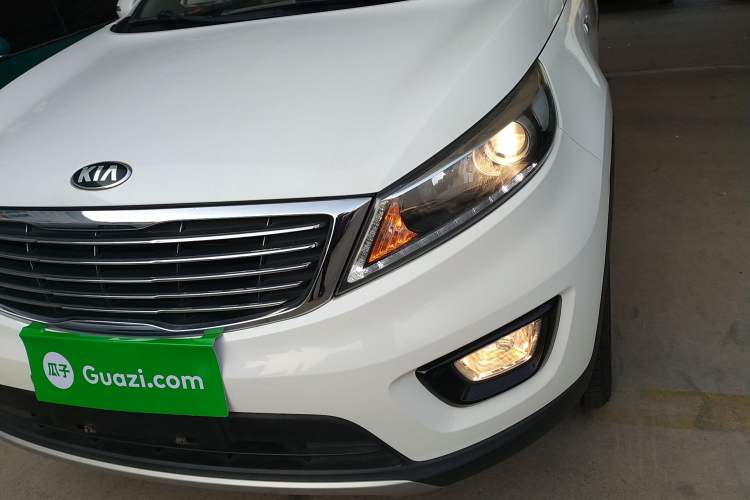Used Kia Sportage R 2015 2.0L Automatic Two-Wheel Drive GLS Left Front Headlight