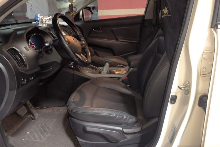 Used Kia Sportage R 2015 2.0L Automatic Two-Wheel Drive GLS Left Front Seat