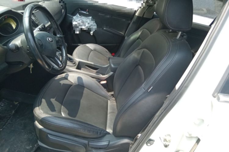 Used Kia Sportage R 2015 2.0L Automatic Two-Wheel Drive DLX Model Left Front Seat