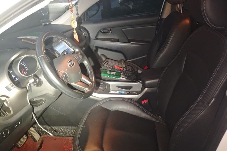 Used Kia Sportage R 2015 2.0L Automatic Two-Wheel Drive DLX Model Left Front Seat