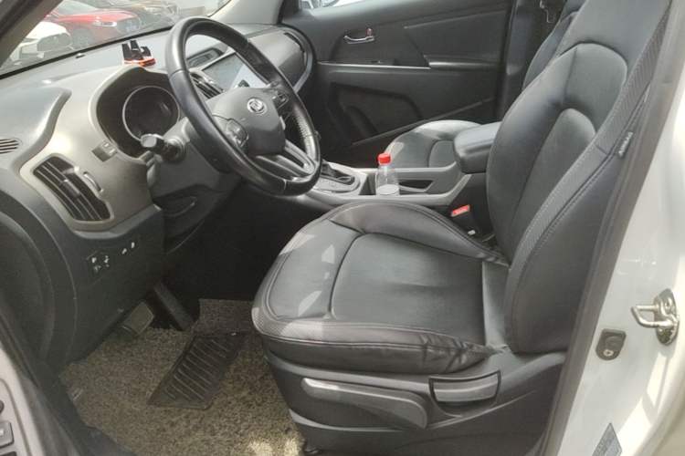 Used Kia Sportage R 2015 2.0L Automatic Two-Wheel Drive GLS Left Front Seat