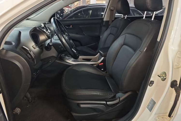 Used Kia Sportage R 2015 2.0L Automatic Two-Wheel Drive GLS Left Front Seat