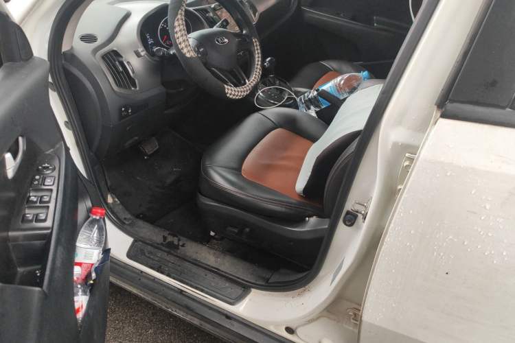 Used Kia Sportage R 2015 2.0L Automatic Two-Wheel Drive GL Left Front Seat