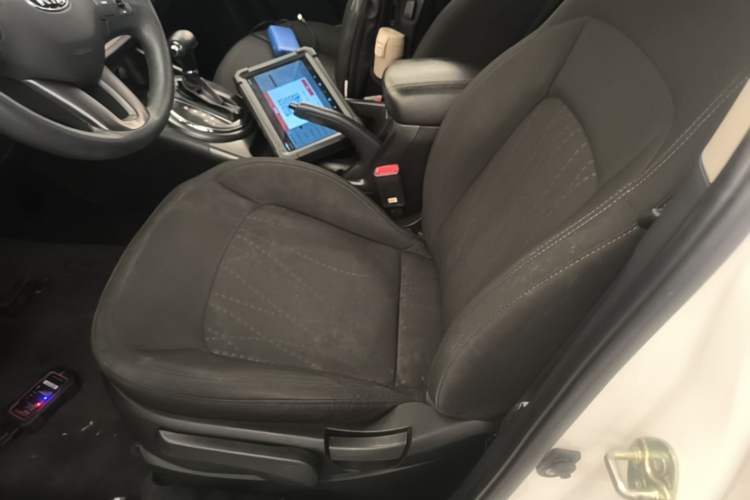 Used Kia Sportage R 2015 2.0L Automatic Two-Wheel Drive GL Left Front Seat