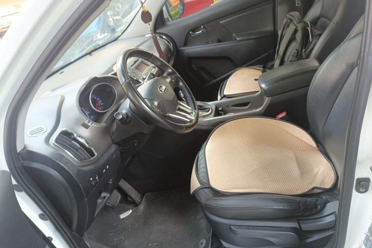 Used Kia Sportage R 2015 2.0L Automatic Two-Wheel Drive GLS Left Front Seat
