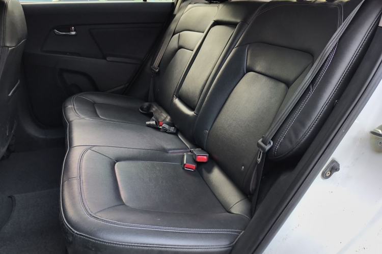 Used Kia Sportage R 2015 2.0L Automatic Two-Wheel Drive DLX Model Left Rear Seat