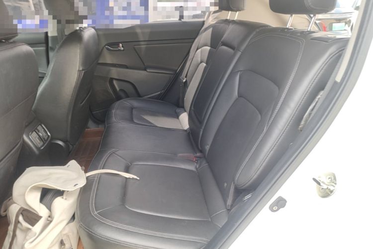 Used Kia Sportage R 2015 2.0L Automatic Two-Wheel Drive DLX Model Left Rear Seat