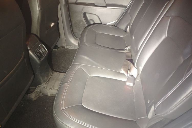 Used Kia Sportage R 2015 2.0L Automatic Two-Wheel Drive DLX Model Left Rear Seat