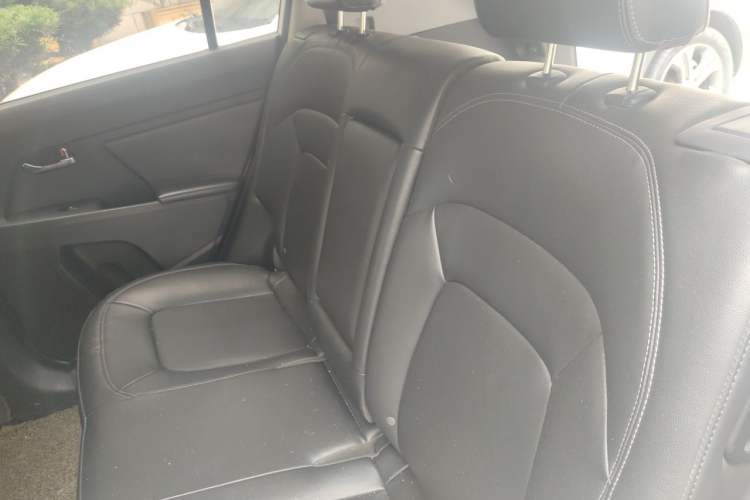 Used Kia Sportage R 2015 2.0L Automatic Two-Wheel Drive DLX Model Left Rear Seat