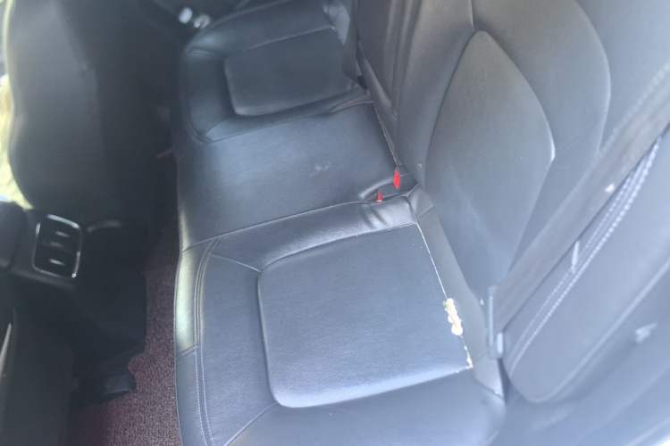 Used Kia Sportage R 2015 2.0L Automatic Two-Wheel Drive DLX Model Left Rear Seat