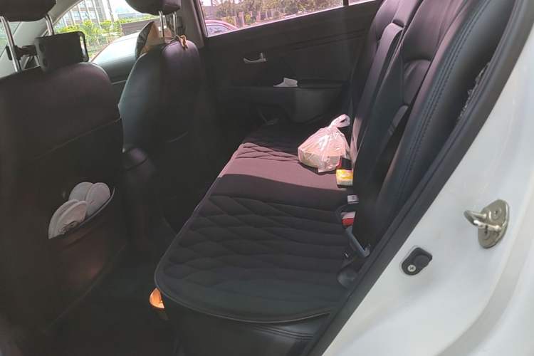 Used Kia Sportage R 2015 2.0L Automatic Two-Wheel Drive GL Left Rear Seat