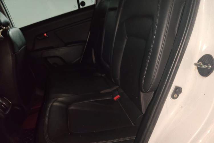 Used Kia Sportage R 2015 2.0L Automatic 2WD Premium Edition Left Rear Seat