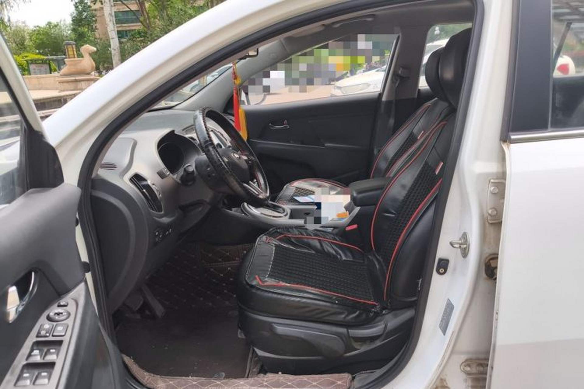 Used Kia Sportage R 2015 2.0L Automatic Two-Wheel Drive DLX Model Left Rear Seat