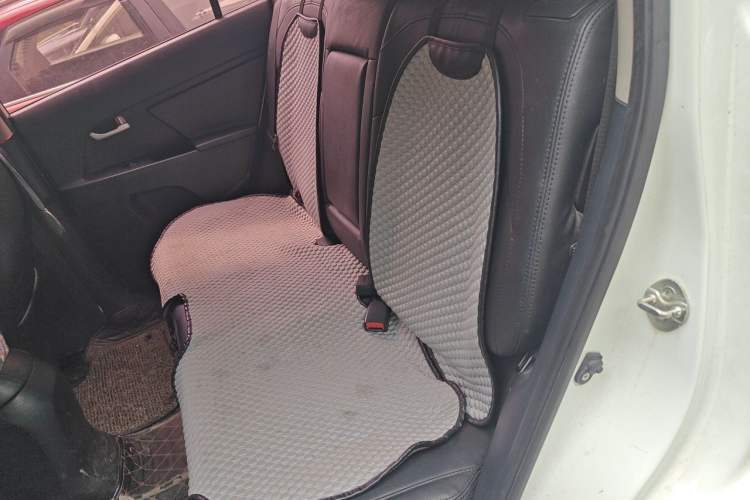 Used Kia Sportage R 2015 2.0L Automatic Two-Wheel Drive GL Left Rear Seat
