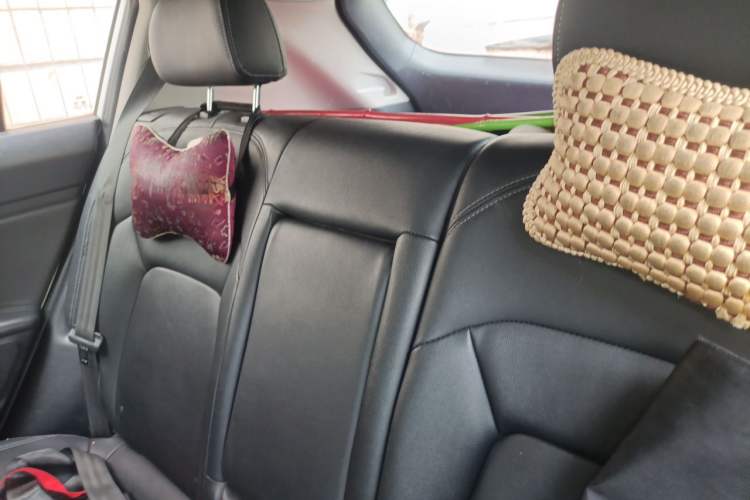 Used Kia Sportage R 2015 2.0L Automatic Two-Wheel Drive DLX Model Left Rear Seat