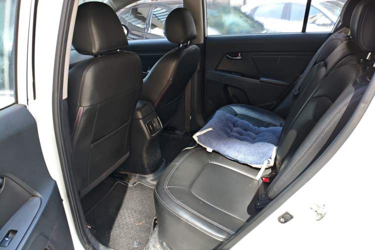 Used Kia Sportage R 2015 2.0L Automatic Two-Wheel Drive GLS Left Rear Seat