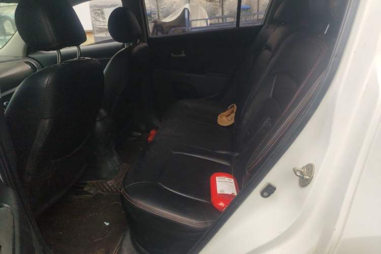Used Kia Sportage R 2015 2.0L Manual Two-Wheel Drive GL Model Left Rear Seat