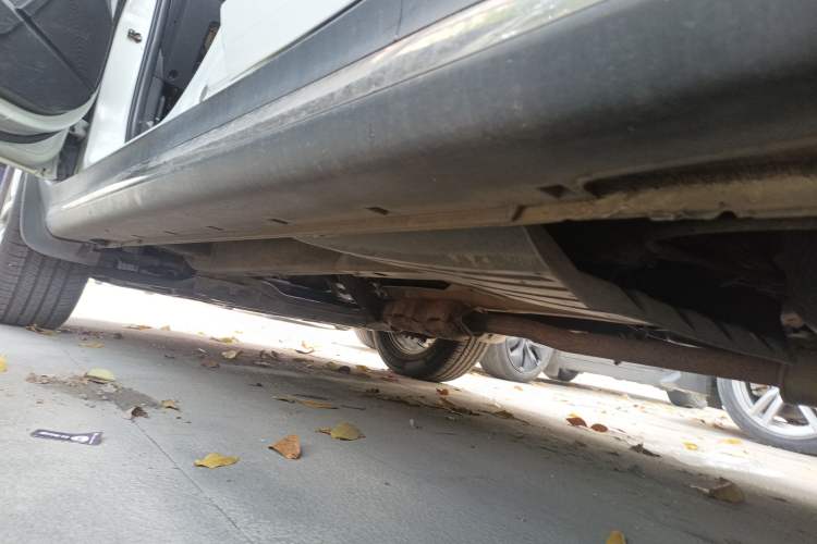 Used Kia Sportage R 2015 2.0L Automatic Two-Wheel Drive GLS Left Side Sill