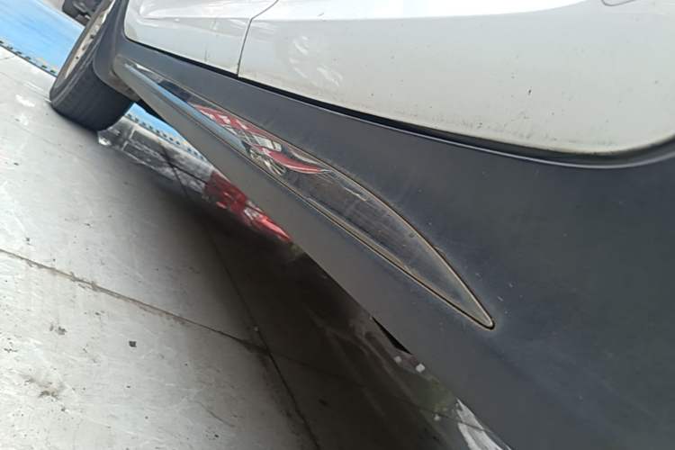Used Kia Sportage R 2015 2.0L Automatic Two-Wheel Drive GL Left Side Sill