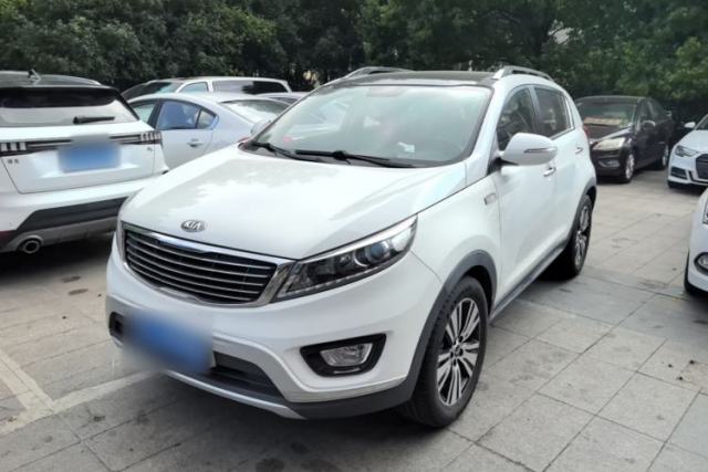 Ojetý Kia Sportage R 2015 2.0L Automatic Two-Wheel Drive DLX Model