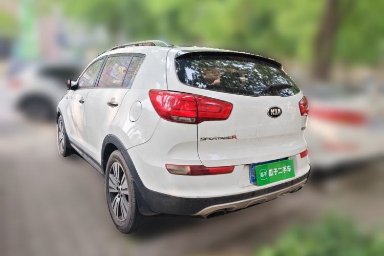 Used Kia Sportage R 2015 2.0L Automatic Two-Wheel Drive DLX Model Rear Left 45 Deg