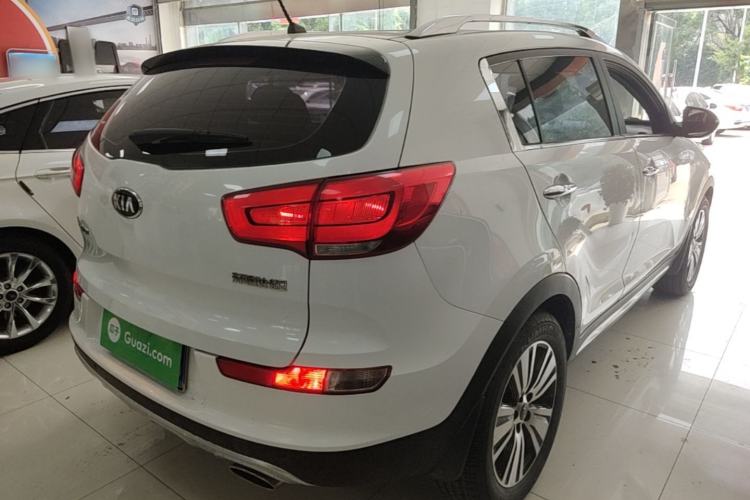 Used Kia Sportage R 2015 2.0L Automatic Two-Wheel Drive DLX Model Rear Right 45 Deg
